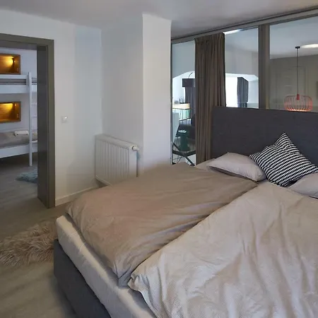 7Domb Apartman Komló Exterior foto